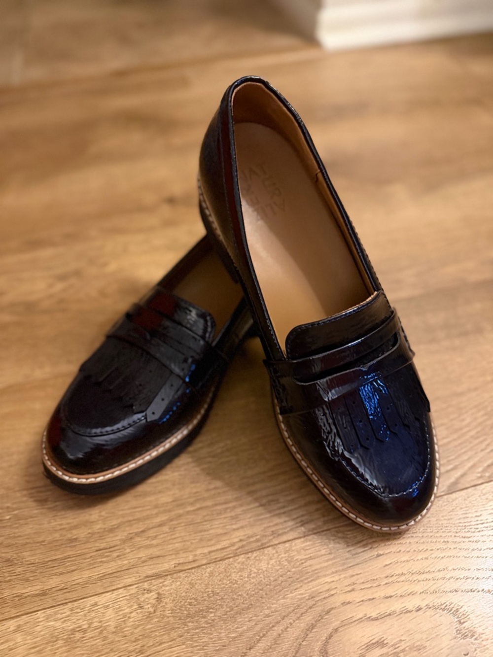 Naturalizer Women's Black Patent Loafers